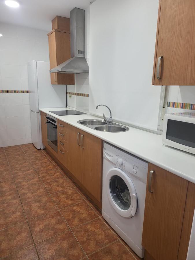 Edy Con Piscina Holiday home *